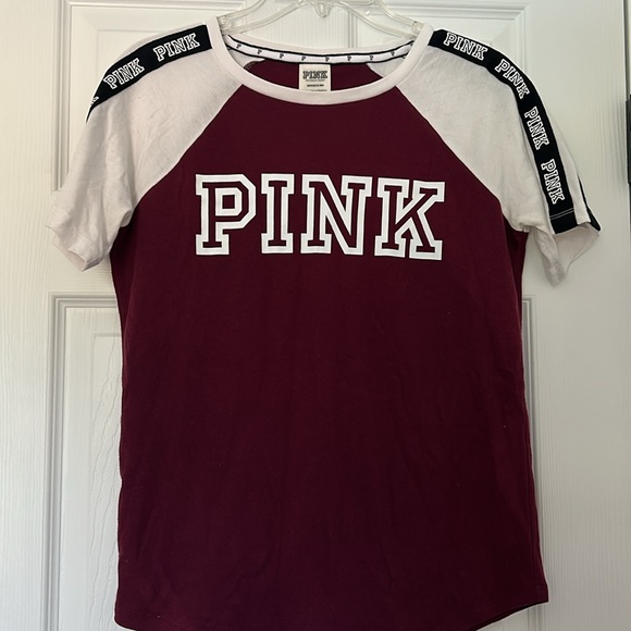 🤍PINK Victoria’s Secret Like New Size Small Tee🤍 - Picture 1 of 6